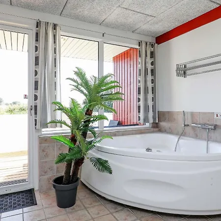 Four-bedroom Holiday In 8 Nordenbro Vesteregn